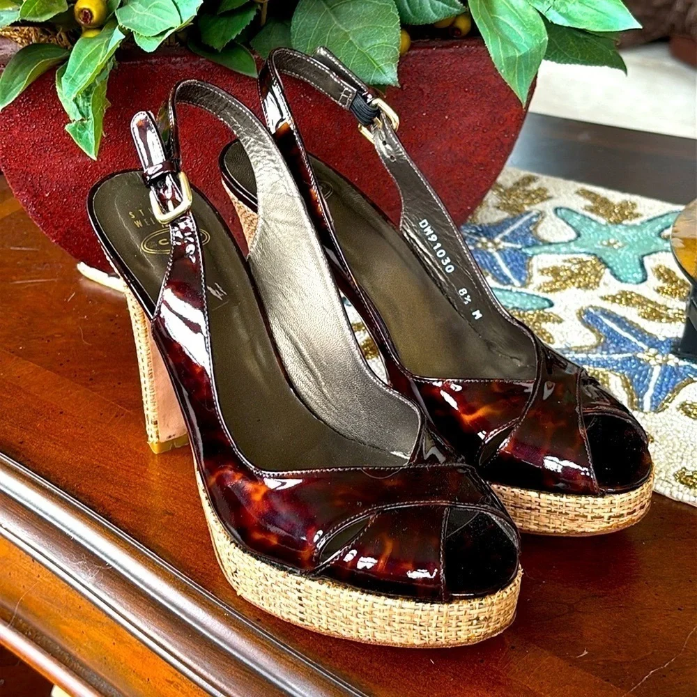 Stuart Weitzman for Scoop NYC Slingback Peep Toe Heels Tortoise Patent Leather